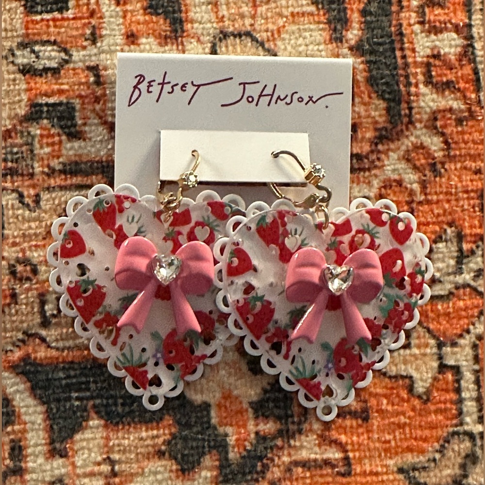 Betsey Johnson Baby Cakes Lucite Strawberry Large Heart Lace Pink Bow Earrings